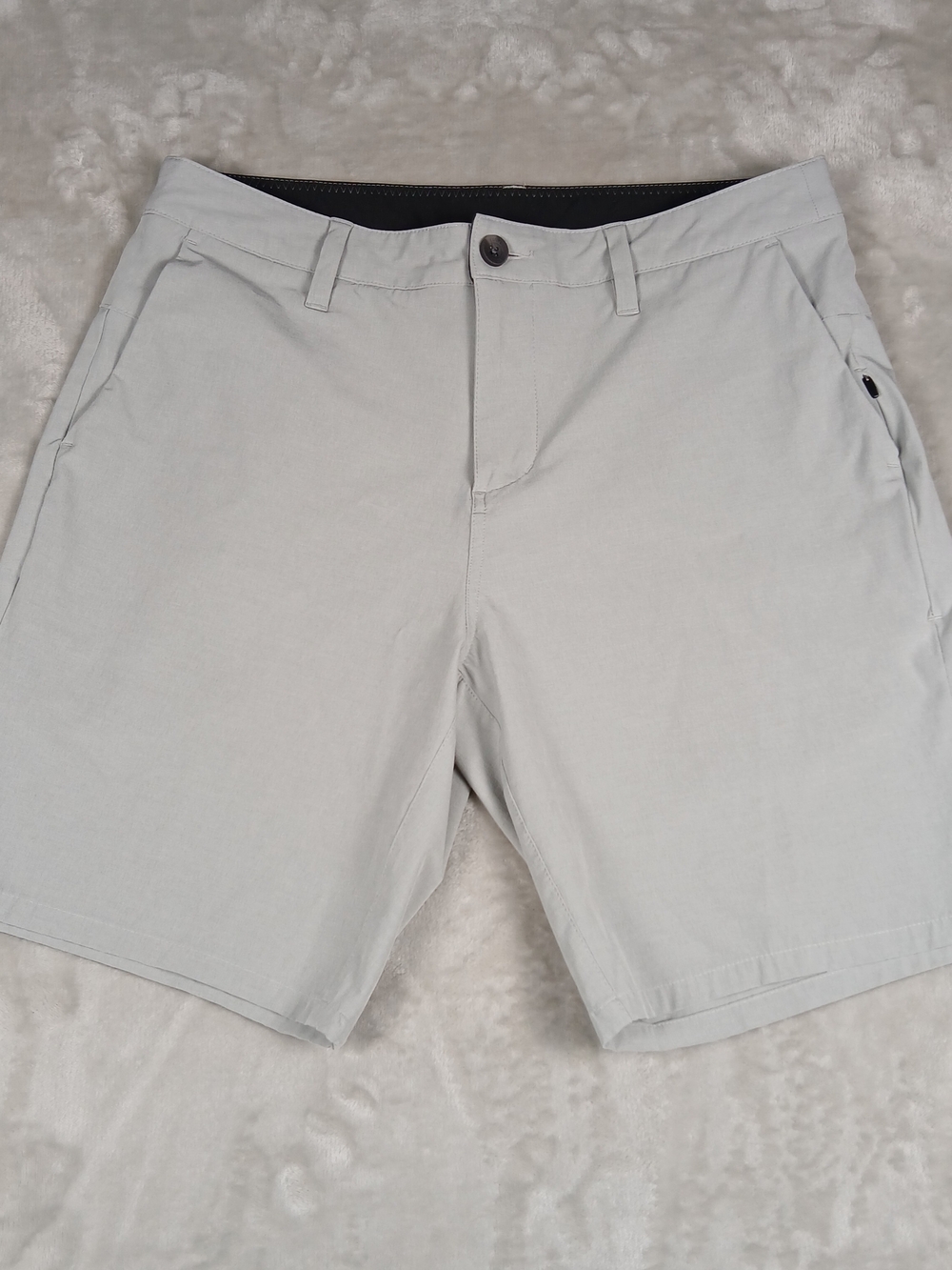Vuori Aim Shorts 32 Men's 8" Gray Performance Golf